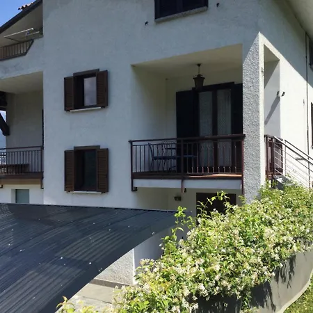 Casa Mela Апартаменты *